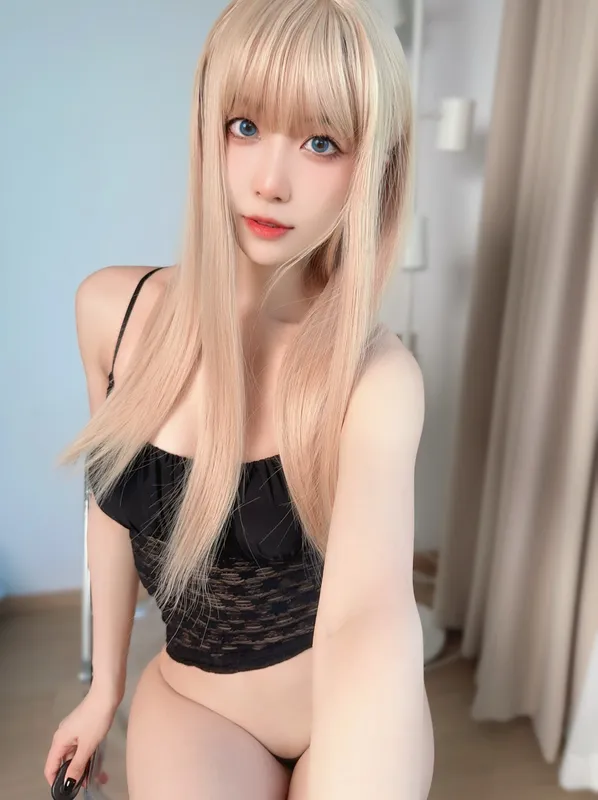 黑色吊带 - 布丁大法